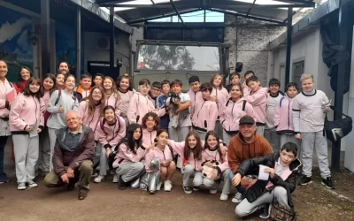 Alumnos de 6to grado del colegio Sagrado Corazón de Castelar visitaron Casa Malvinas