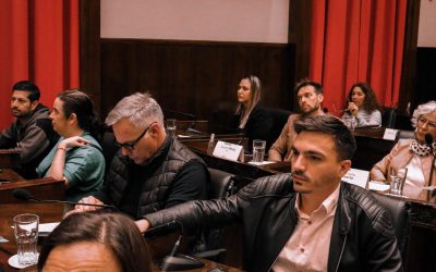 El Concejal de Juntos por el Cambio Francisco Mones Ruiz plantea como desafío un futuro sin reveses y sin peros para construir la paz , luego de la Sesión Extraordinaria del HCD de Morón