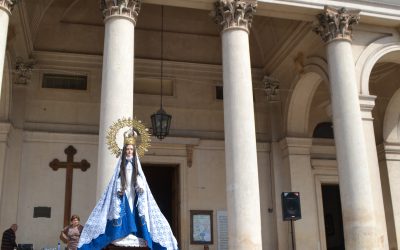 El Profesor Ezequiel Pavese , Director del Museo de la Catedral de Morón nos cuenta la historia de la Virgen del Buen Viaje y su llegada a Morón .
