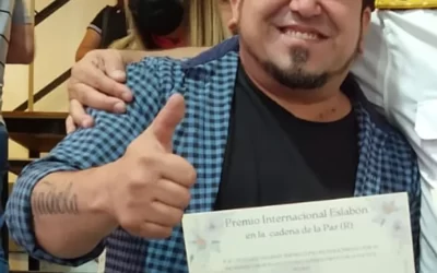 Cierre de año a puro reconocimiento para Cristian «Chapu» Martinez: al premio Abanderados de la Argentina solidaria 2022, se le suma ahora el Premio Internacional «Eslabón de la cadena de la Paz»