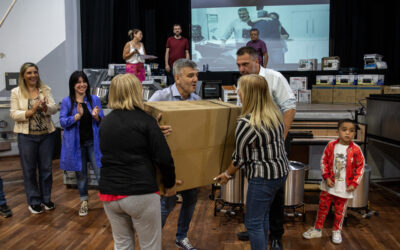 Hurlingham entregó herramientas a más de 200 emprendedores