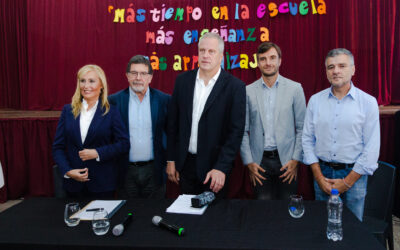 Zabaleta y Perczyk firmaron un convenio para ampliar la jornada en escuelas primarias