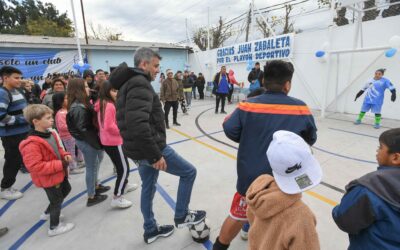 @juanzabaletaok inauguró un playón deportivo en el barrio La Juanita