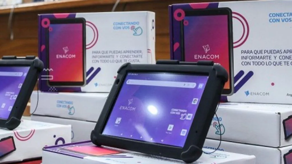 ANSES Y ENACOM CONTINÚAN CON LA ENTREGA TABLETS GRATIS