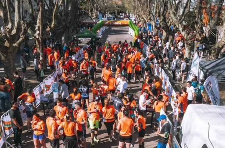 Se corrió en Haedo la Carrera Solidaria de 10k