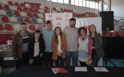 Morón : El municipio entregó nuevo equipamiento a escuelas públicas