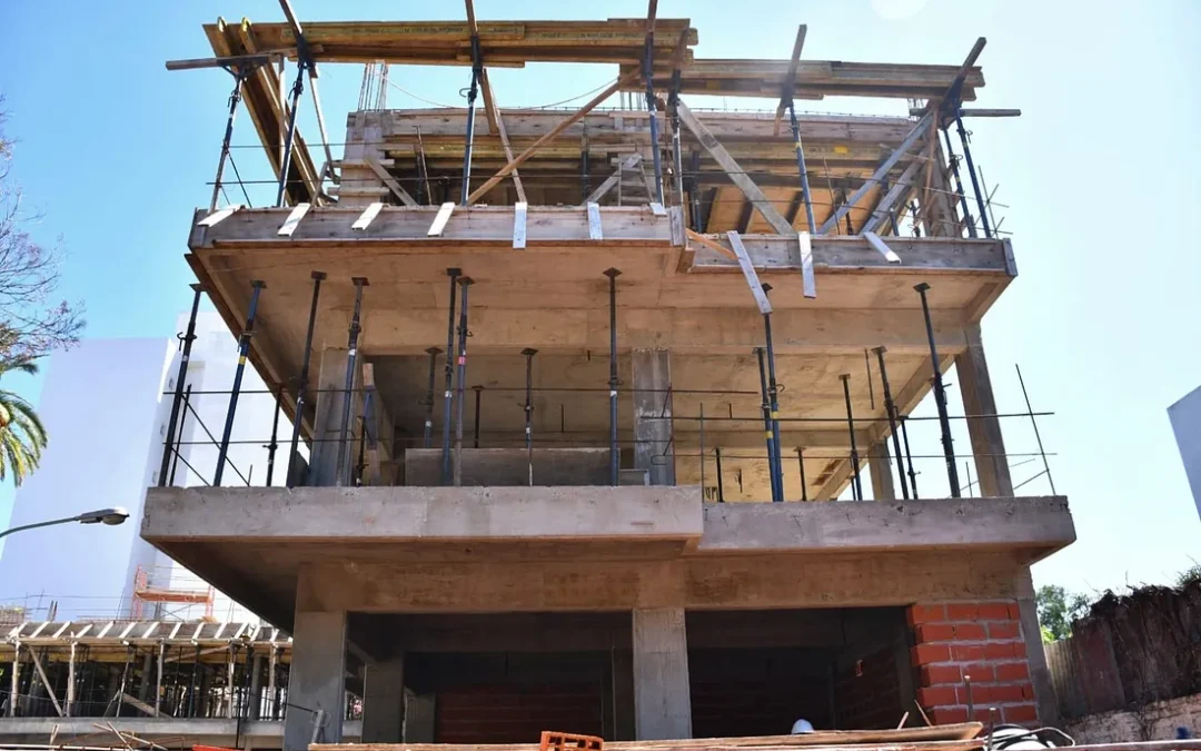 EL PALOMAR: CONTINÚAN LAS OBRAS DE CONSTRUCCIÓN DE 56 VIVIENDAS