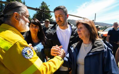 INCENDIOS EN EL BOLSÓN: BULLRICH Y PETRI RECORRIERON LAS ZONAS AFECTADAS Y ANUNCIARON LA CREACIÓN DE LA AGENCIA FEDERAL DE EMERGENCIAS