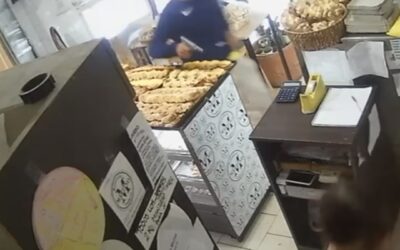 ITUZAINGO: DOS DELINCUENTES ARMADOS ROBARON UNA PANADERIA