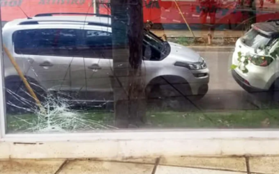 EL CLUB MORON, VANDALIZADO