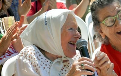 ITUZAINGÓ: HOMENAJE A NORITA CORTIÑAS JUNTO A GASPAR BENEGAS