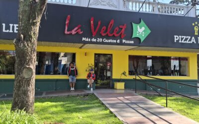 ROBAN UNA PIZZERIA DE MORON ESTANDO LOS COMENSALES DENTRO