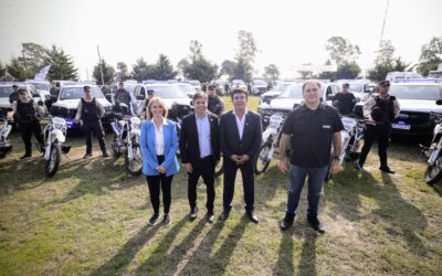 LA MATANZA: KICILLOF ENTREGÓ VEHÍCULOS POLICIALES E INAUGURÓ UNA NUEVA BASE DE LA FUERZA BARRIAL DE APROXIMACIÓN