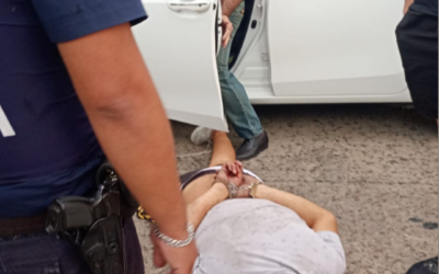 MORÓN SUR: INSEGURIDAD: TRAS EL INTENTO DE ROBO A UN TRABAJADOR DE CABIFY, LOS VECINOS LOGRARON REDUCIR A UNO DE LOS DELINCUENTES
