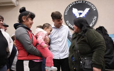 MORÓN: MÁS DE 200 FAMILIAS FIRMARON LA ESCRITURA DE SUS VIVIENDAS