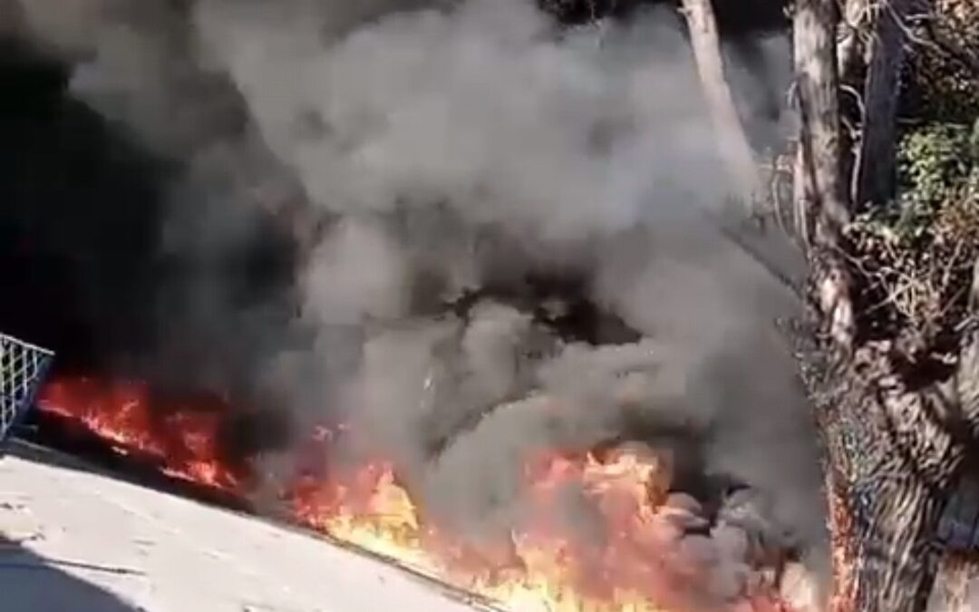 ITUZAINGO: VORAZ INCENDIO EN UN GALPON