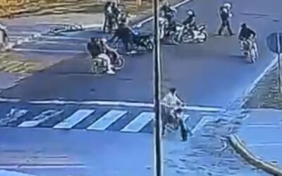 WILLIAM MORRIS: VIOLENTO ROBO PIRAÑA PARA ROBAR UNA MOTO