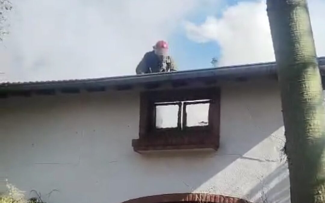 ITUZAINGO: SE INCENDIO UNA VIVIENDA NO HUBO HERIDOS