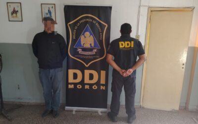 ITUZAINGO: DETIENEN A UN HOMBRE QUE AMENAZO A UNA FAMILIA Y ENCUENTRAN UN ARSENAL EN SU CASA