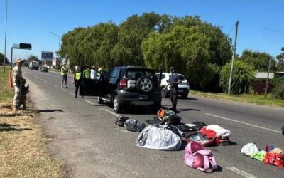 DROGAS Y LICENCIA TRUCHA EN RUTA 2: CONDUCTOR DE RAMOS MEJÍA MANEJABA DROGADO Y CON REGISTRO APÓCRIFO