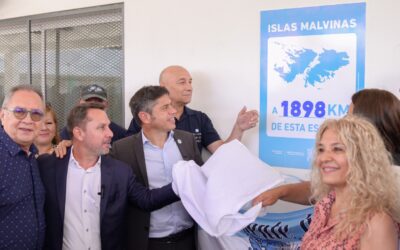 ITUZAINGO: AXEL KICILLOF Y PABLO DESCALZO RECORRIERON LA AMPLIACIÓN DE LA ESCUELA SECUNDARIA17