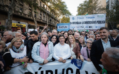INTENDENTES ESTUVIERON PRESENTES EN LA MARCHA UNIVERSITARIA