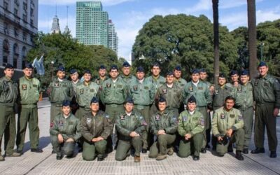 REGRESO UN EQUIPO DE RESCATISTAS QUE VIAJO A VENEZUELA TRAS LOS TERREMOTOS