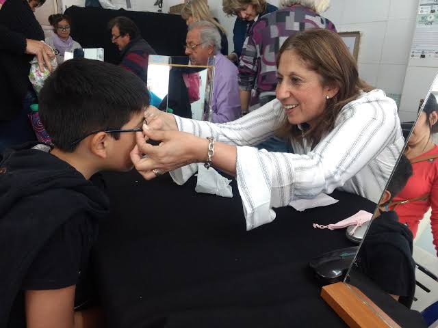 OPTICAS GAFAS LOI CELEBRA SU 40° ANIVERSARIO