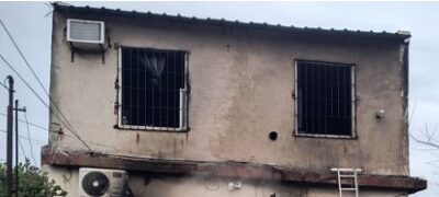 ITUZAINGO. BOMBEROS RESCATARON A UNA PAREJA QUE HABIA QUEDADO ATRAPADA POR LAS LLAMAS