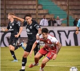 DEPORTIVO MORON SE TRAJO UN PUNTO DE SALTA CON SABOR A POCO