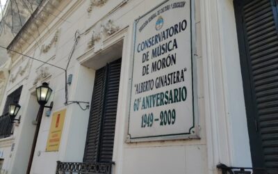 MORON: ESTUDIANTES DEL CONSERVATORIO GINASTERA MARCHARAN AL CONSEJO ESCOLAR
